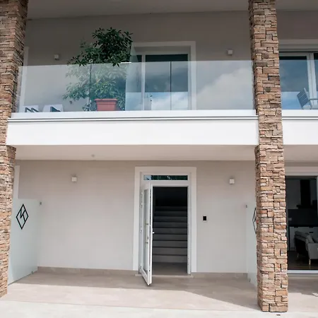 K Modern * Pacengo Di Lazise